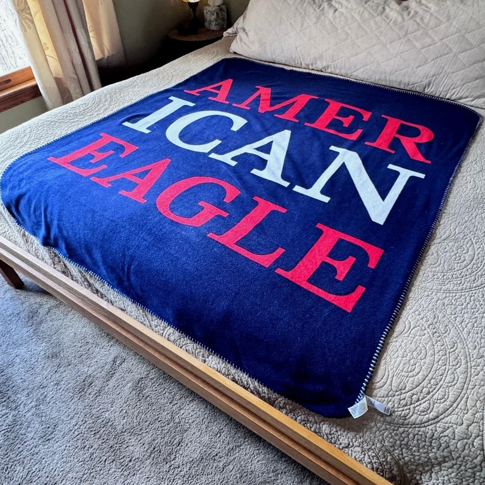 American Eagle Outfitters Blue Red White Logo Fleece Throw Blanket Spellout 2016